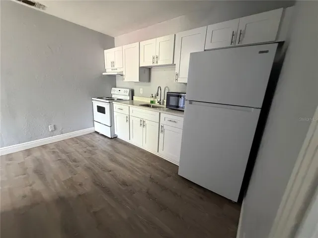 $1,095 | 962 19th Avenue South, Unit A, St. Petersburg, FL 33705