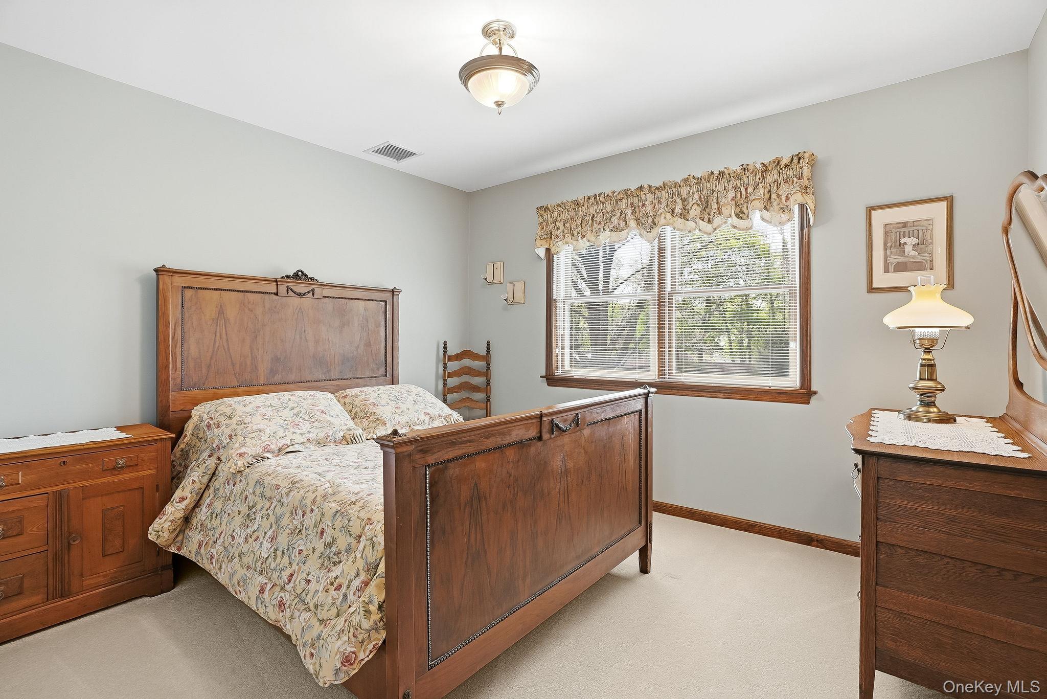 73 Sunset Road Montrose, NY 10548 - Photo 32 of 41 The fourth bedroom, in the center of the hall, flexes nicely to a private home office or exercise room.