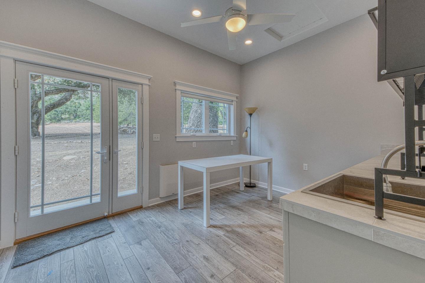 47317 Arroyo Seco Road Greenfield, CA 93927 - Photo 18 of 47 a room with furniture and a window