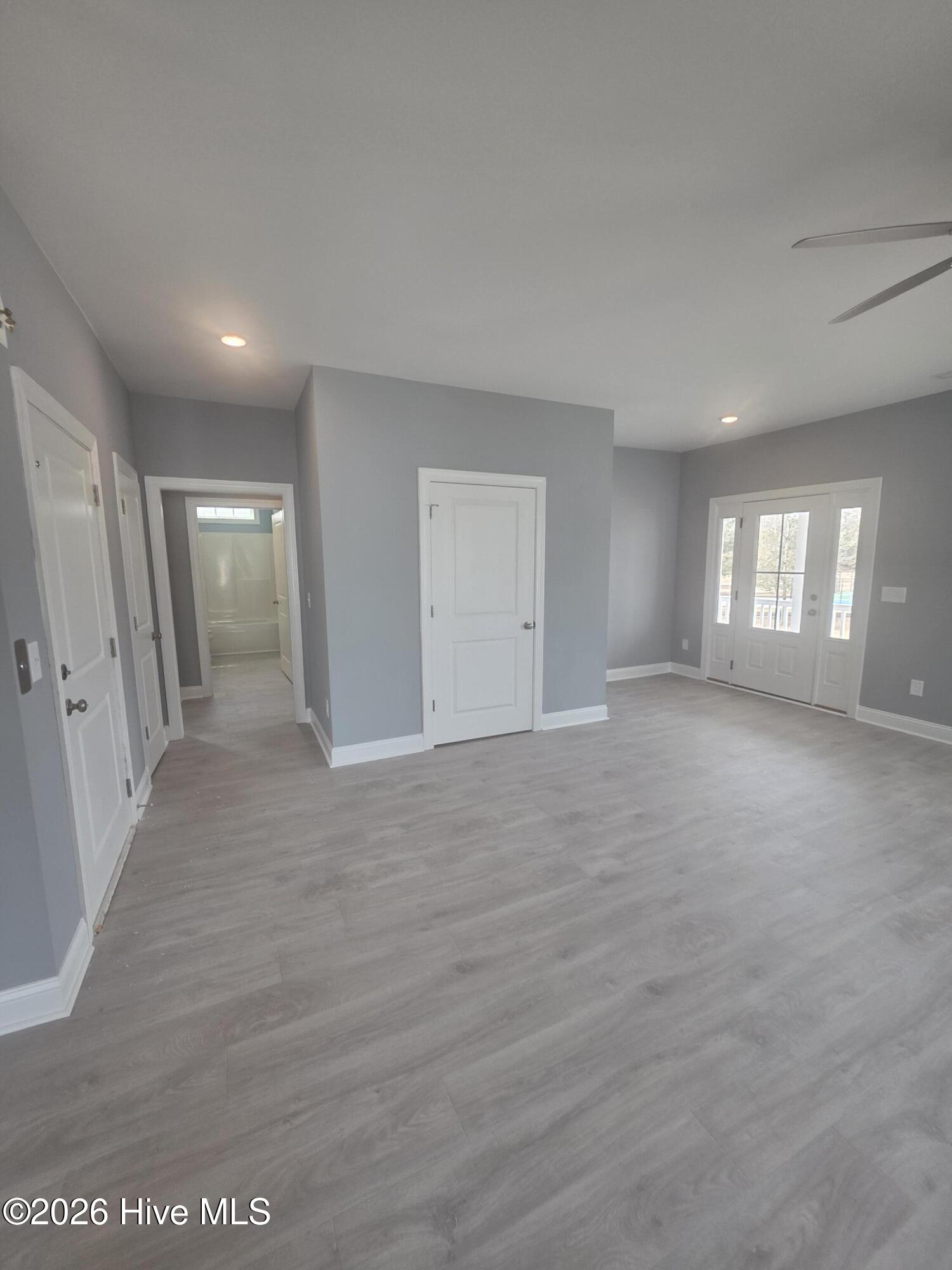 103 Everett Park Trail Holly Ridge, NC 28445 - Photo 5 of 54 5