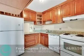 $1,700 | 7897 Golf Cir Drive, Unit 112, Margate, FL 33063