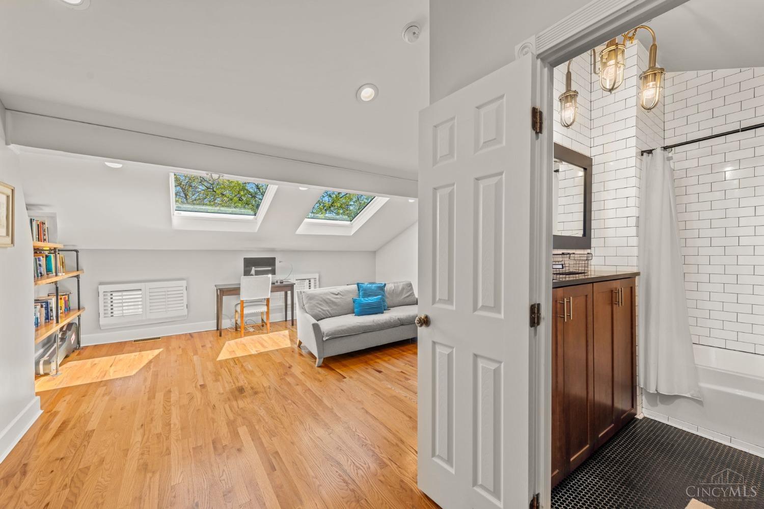1311 Spring Street Cincinnati, OH 45202 - Photo 36 of 66 Gallery Image 36