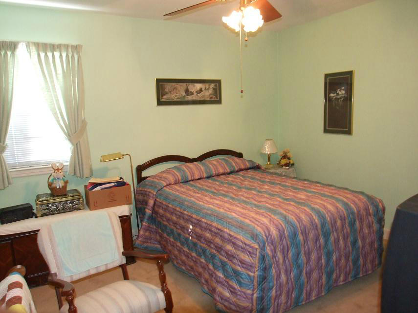 2653 Botetourt Road Fincastle, VA 24090 - Photo 9 of 15 2653 bedroom 1