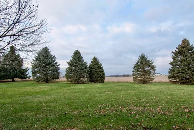 $362,999 | 1503 Edgewood Drive, Kendallville, IN 46755