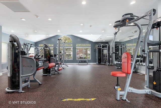 81 Kensington Circle, Unit 206 Wheaton, IL 60189 - Photo 28 of 35 a view of a room with gym equipment