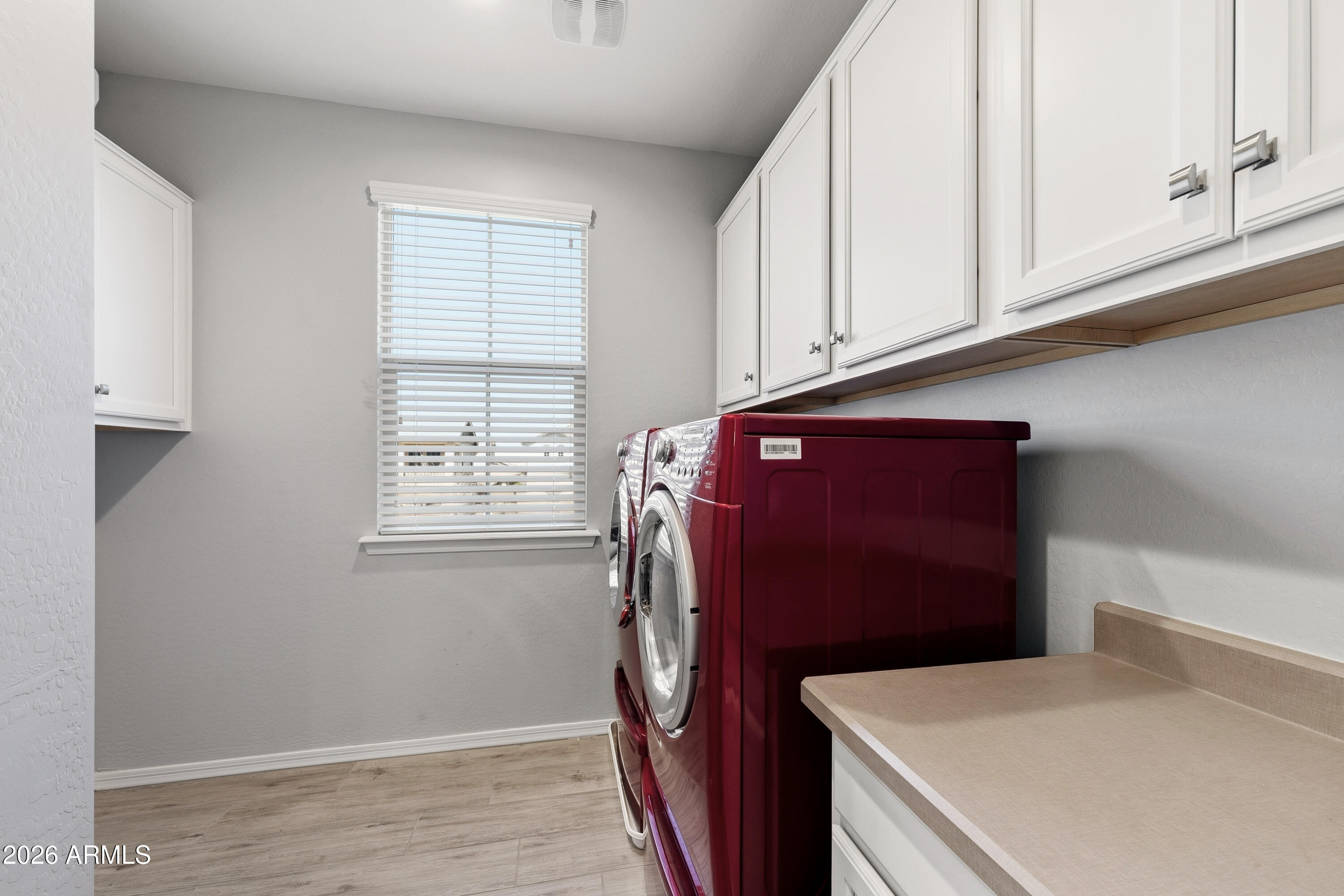 3909 East Perkinsville Street Gilbert, AZ 85295 - Photo 27 of 29 a utility room with dryer and washer