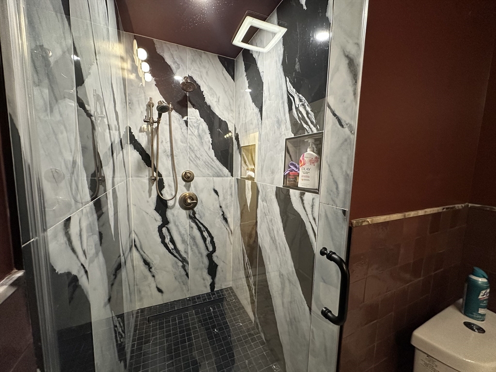 66 St James Place, Unit 208 Boston, MA 02119 - Photo 8 of 17