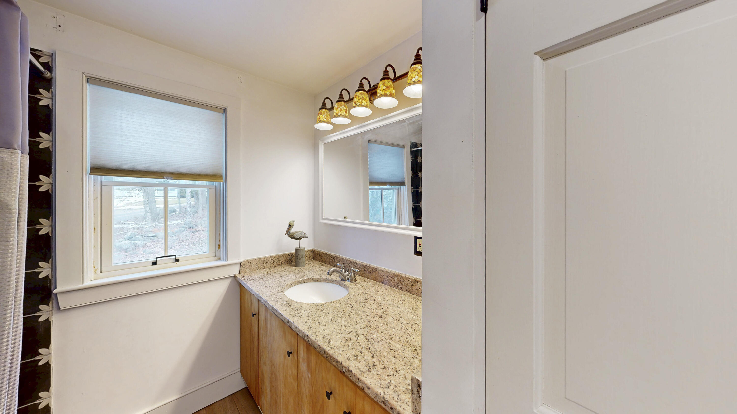 467 River Road Edgecomb, ME 04556 - Photo 20 of 43 1st Floor Bathroom