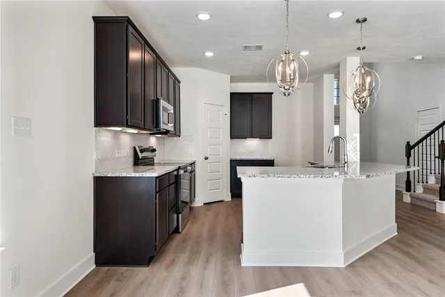 $481,900 | 7666 Muir Wood Loop, Anderson, TX 77830