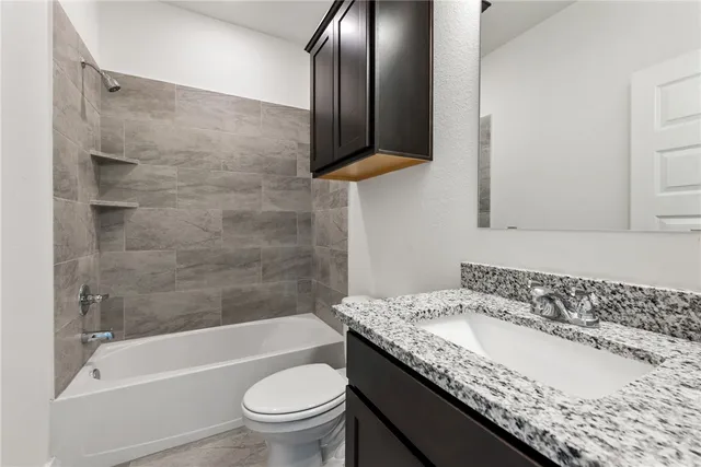 $481,900 | 7666 Muir Wood Loop, Anderson, TX 77830