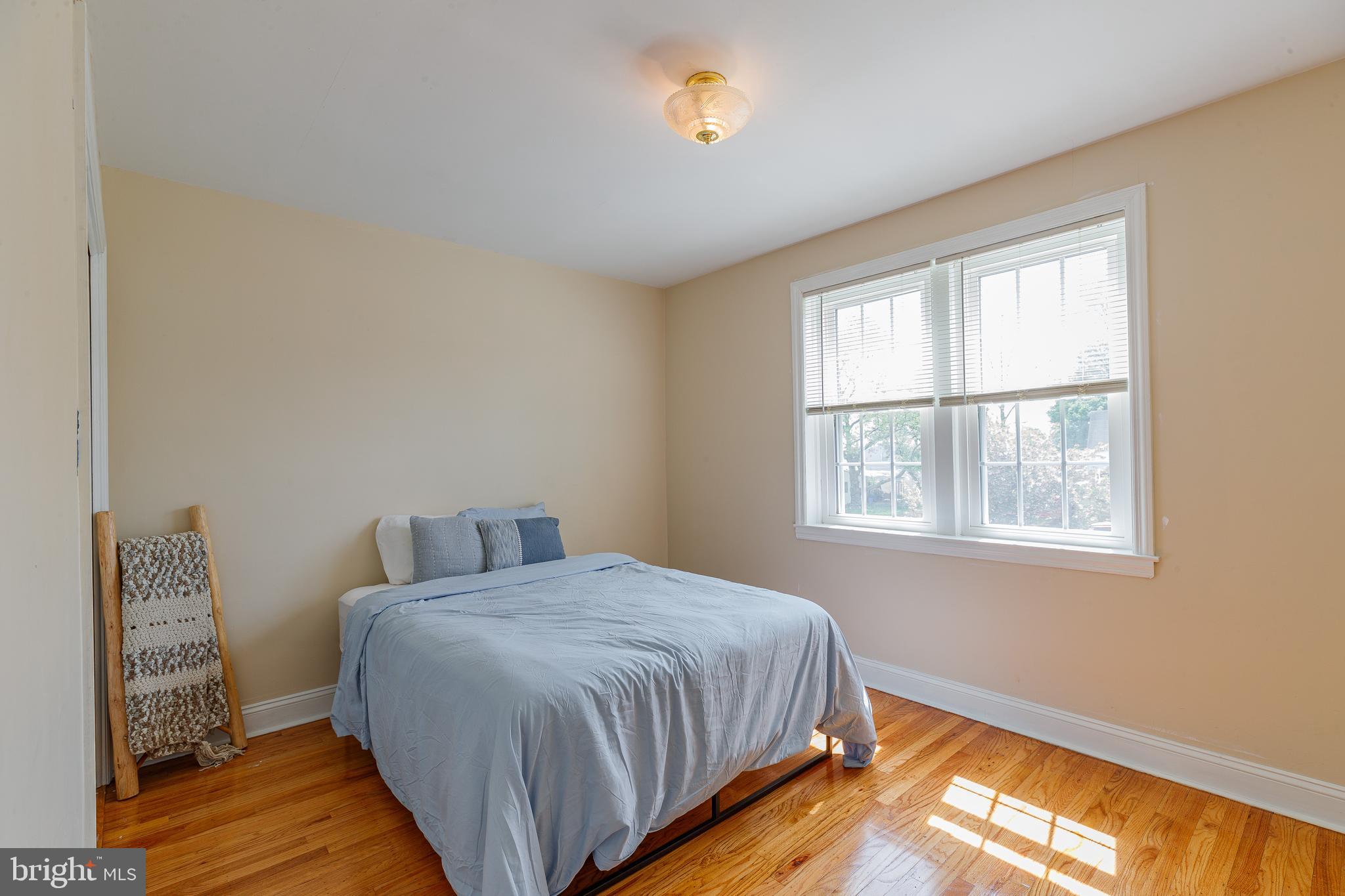 830 East Cathedral Road Philadelphia, PA 19128 - Photo 10 of 19