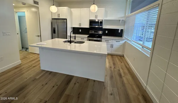 $1,695 | 6626 East Cheery Lynn Road, Unit 1006, Scottsdale, AZ 85251