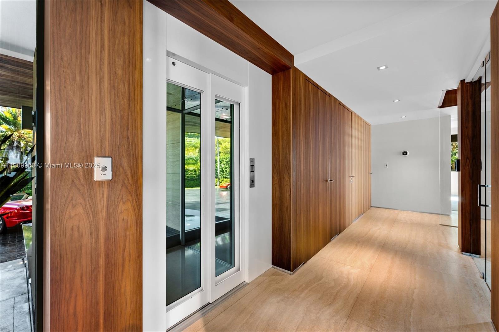 360 Harbor Drive Key Biscayne, FL 33149 - Photo 31 of 86