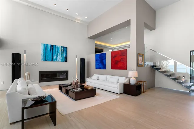 $215,000 | 360 Harbor Drive, Key Biscayne, FL 33149