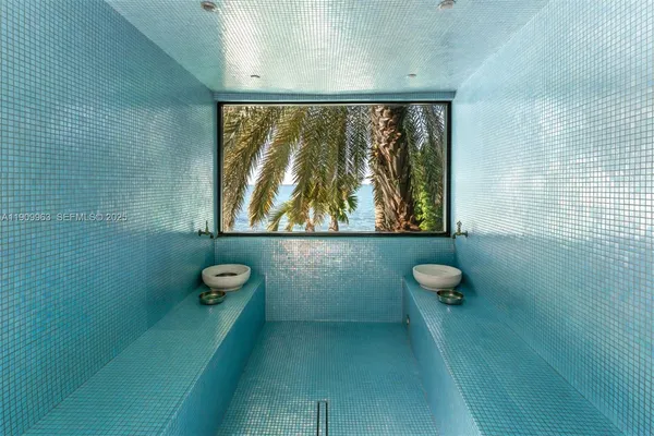 $180,000 | 360 Harbor Drive, Key Biscayne, FL 33149