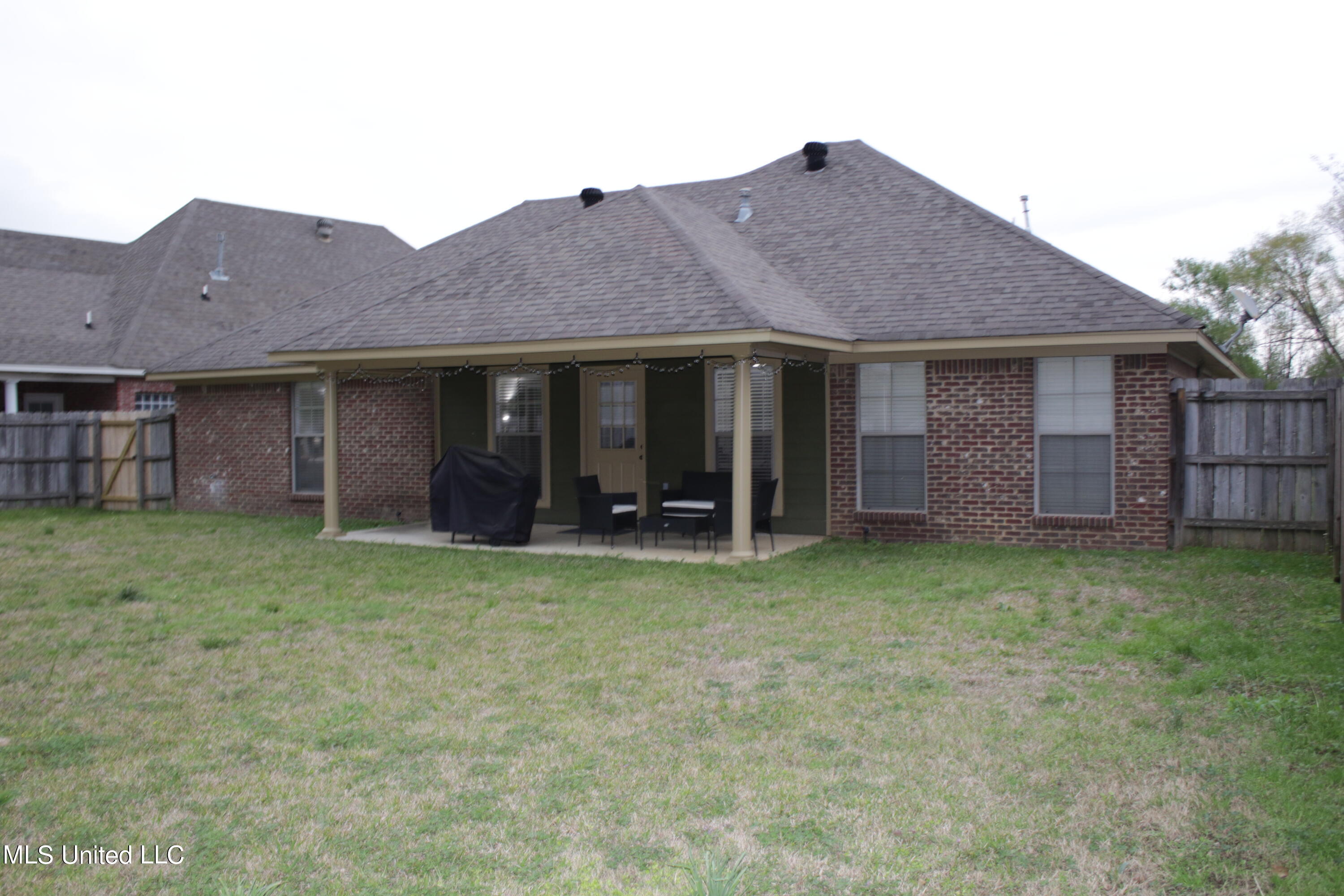111 Stapleton Drive Canton, MS 39046 - Photo 11 of 52 1I9A5840