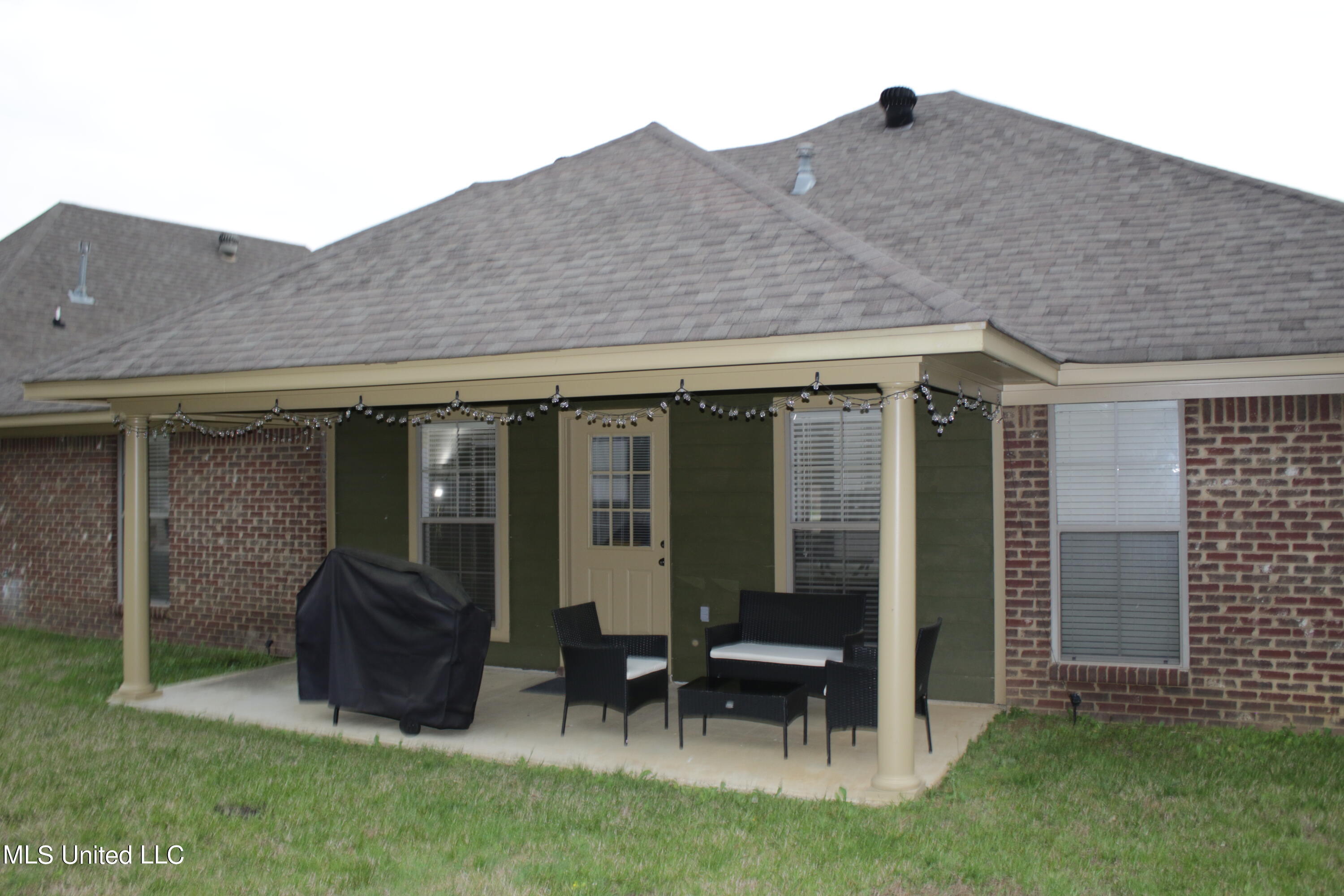 111 Stapleton Drive Canton, MS 39046 - Photo 12 of 52 1I9A5841