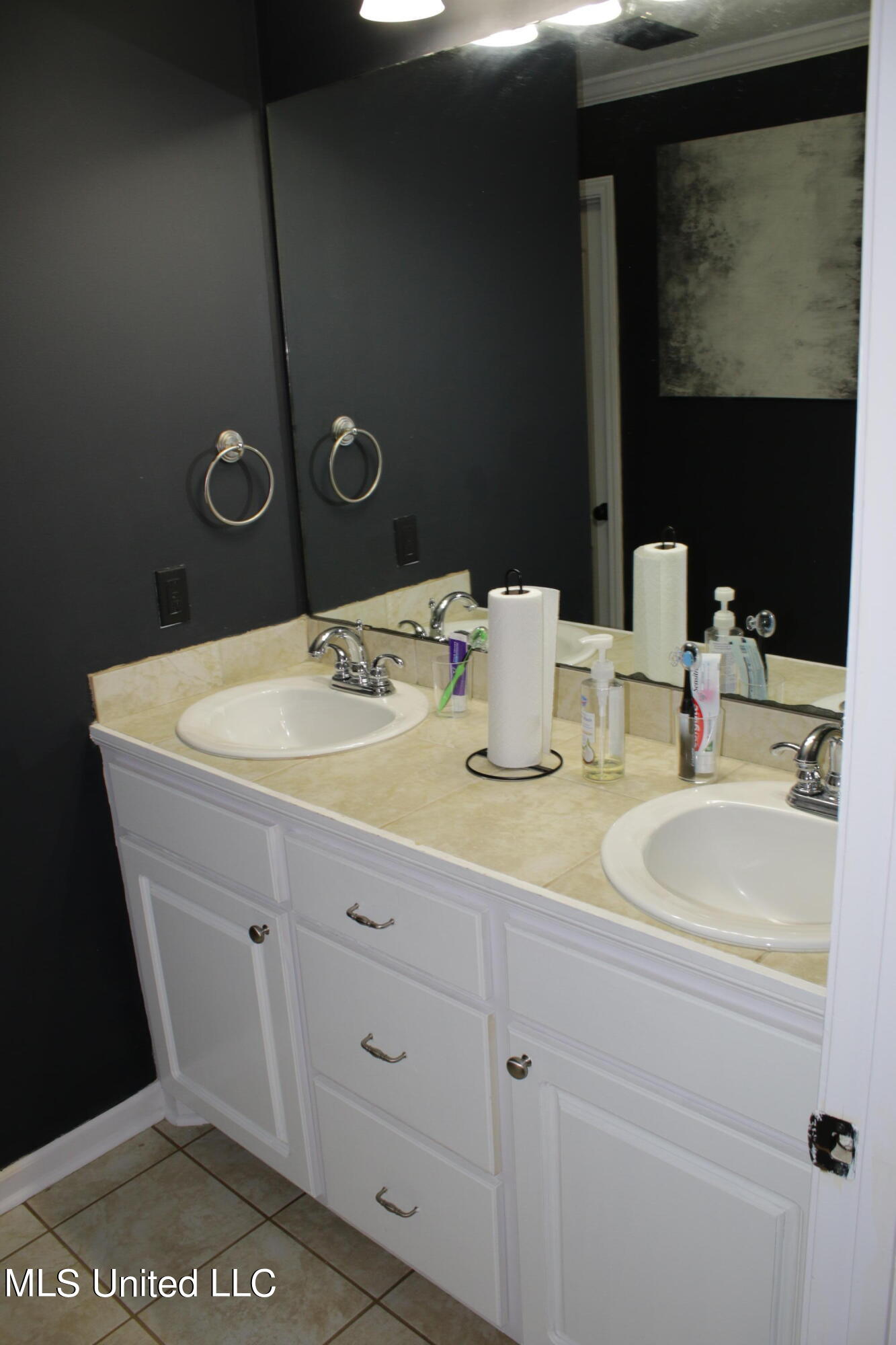 111 Stapleton Drive Canton, MS 39046 - Photo 27 of 52 1I9A5814