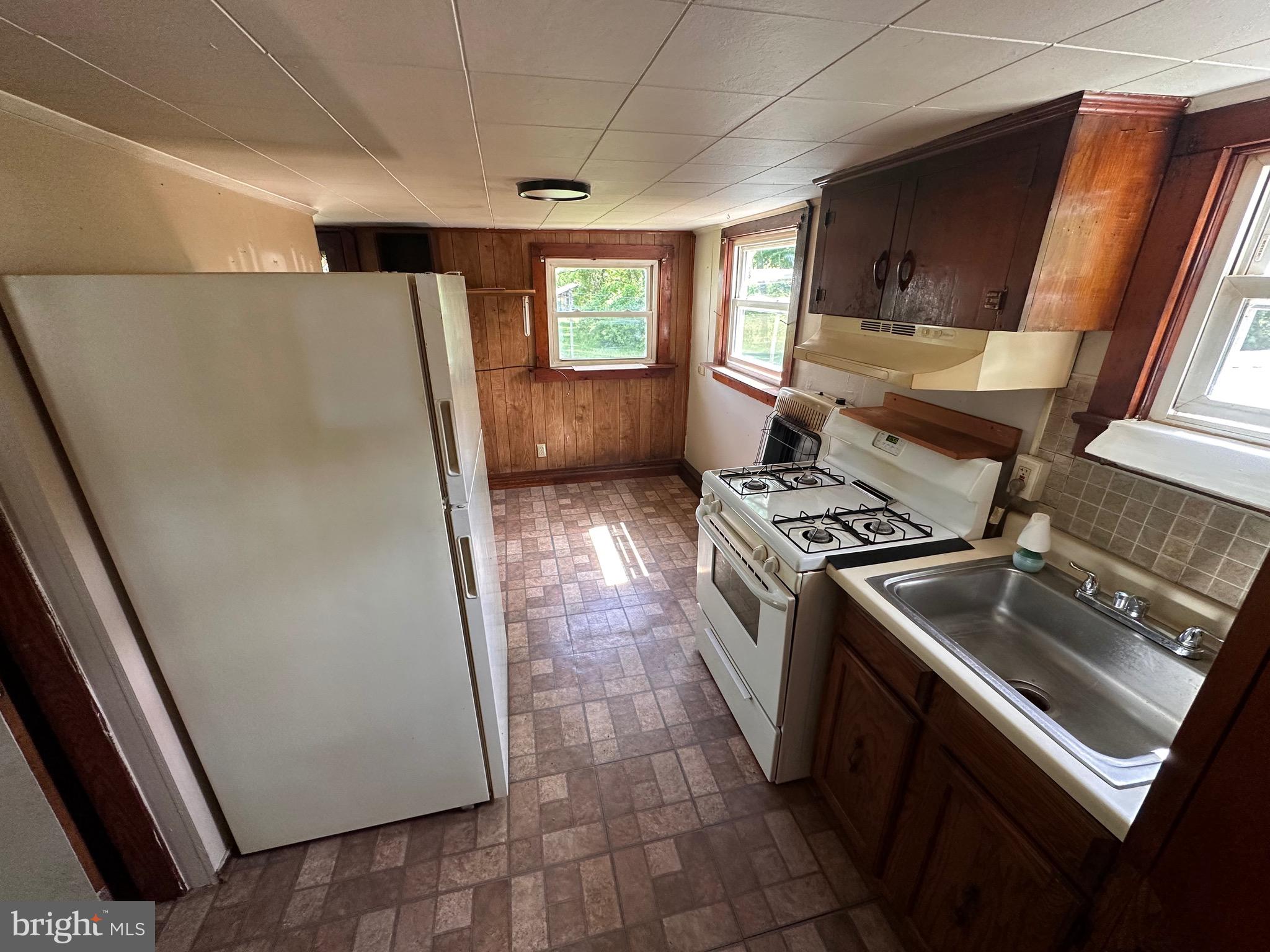 2439 State Street Macungie, PA 18062 - Photo 14 of 17