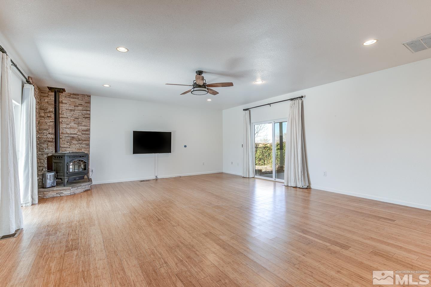 3741 Red Mountain Road Fallon, NV 89406 - Photo 9 of 38 Photo 9