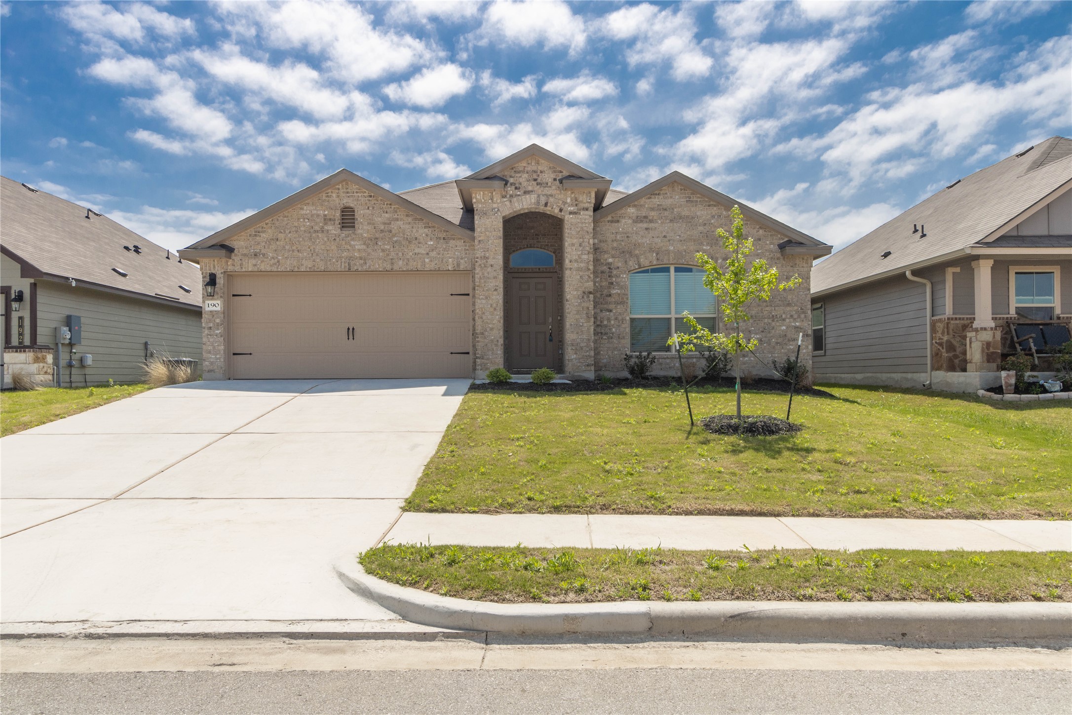 190 Beth Ann Loop Taylor, TX 76574 - Photo 1 of 34