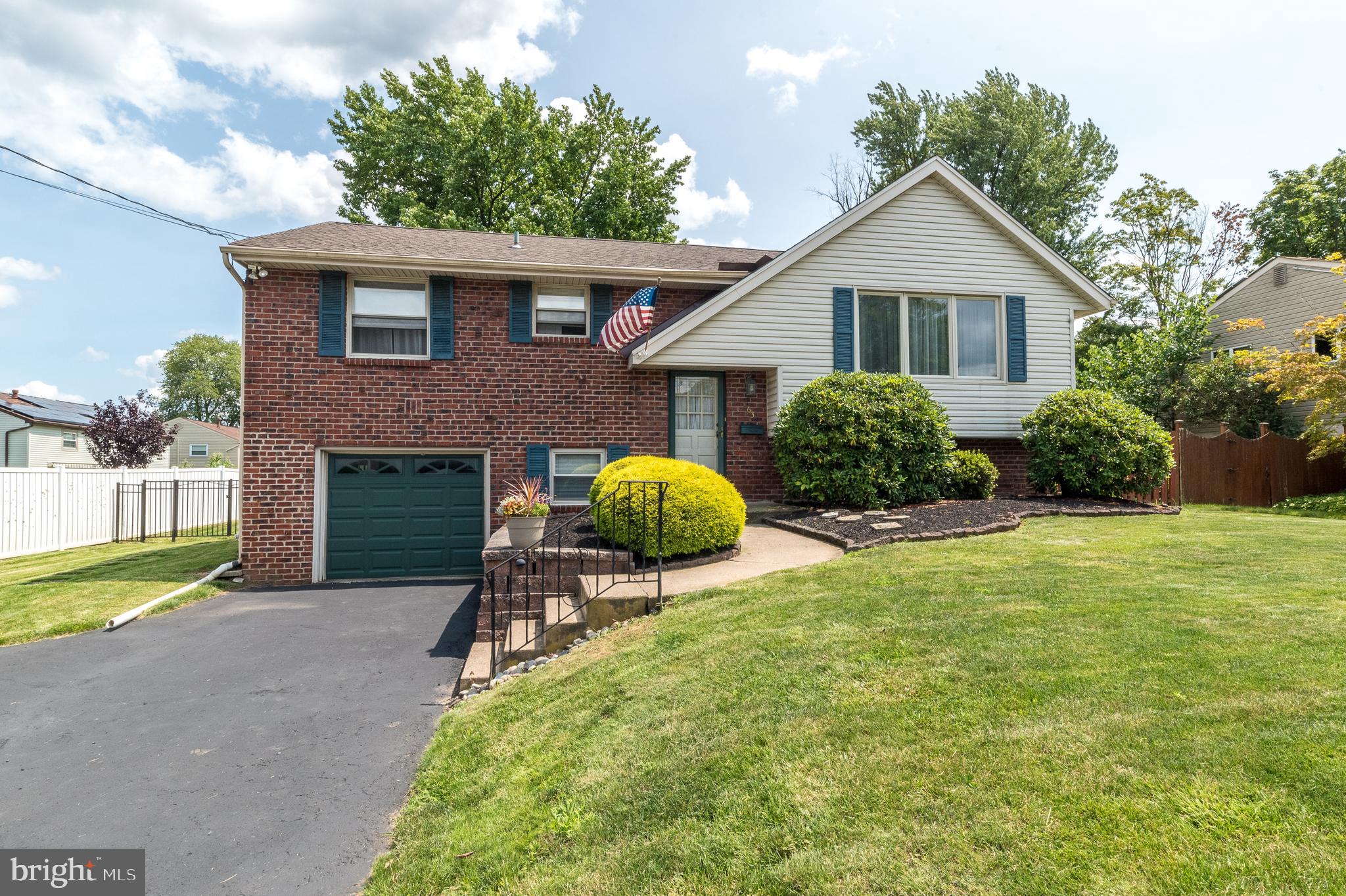 863 Stallion Road Warrington, PA 18976 - Photo 1 of 26 Gallery Image 1