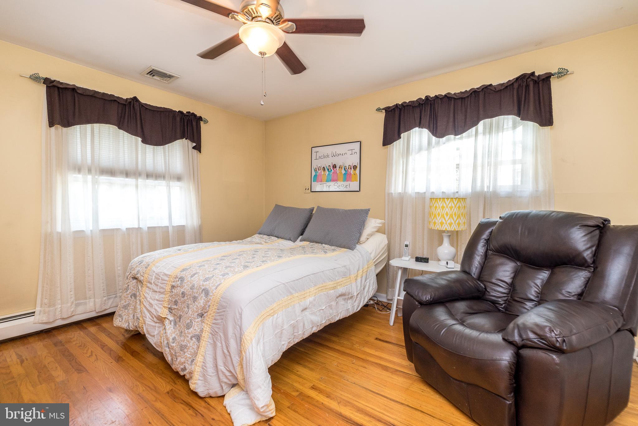 863 Stallion Road Warrington, PA 18976 - Photo 11 of 26 Gallery Image 11