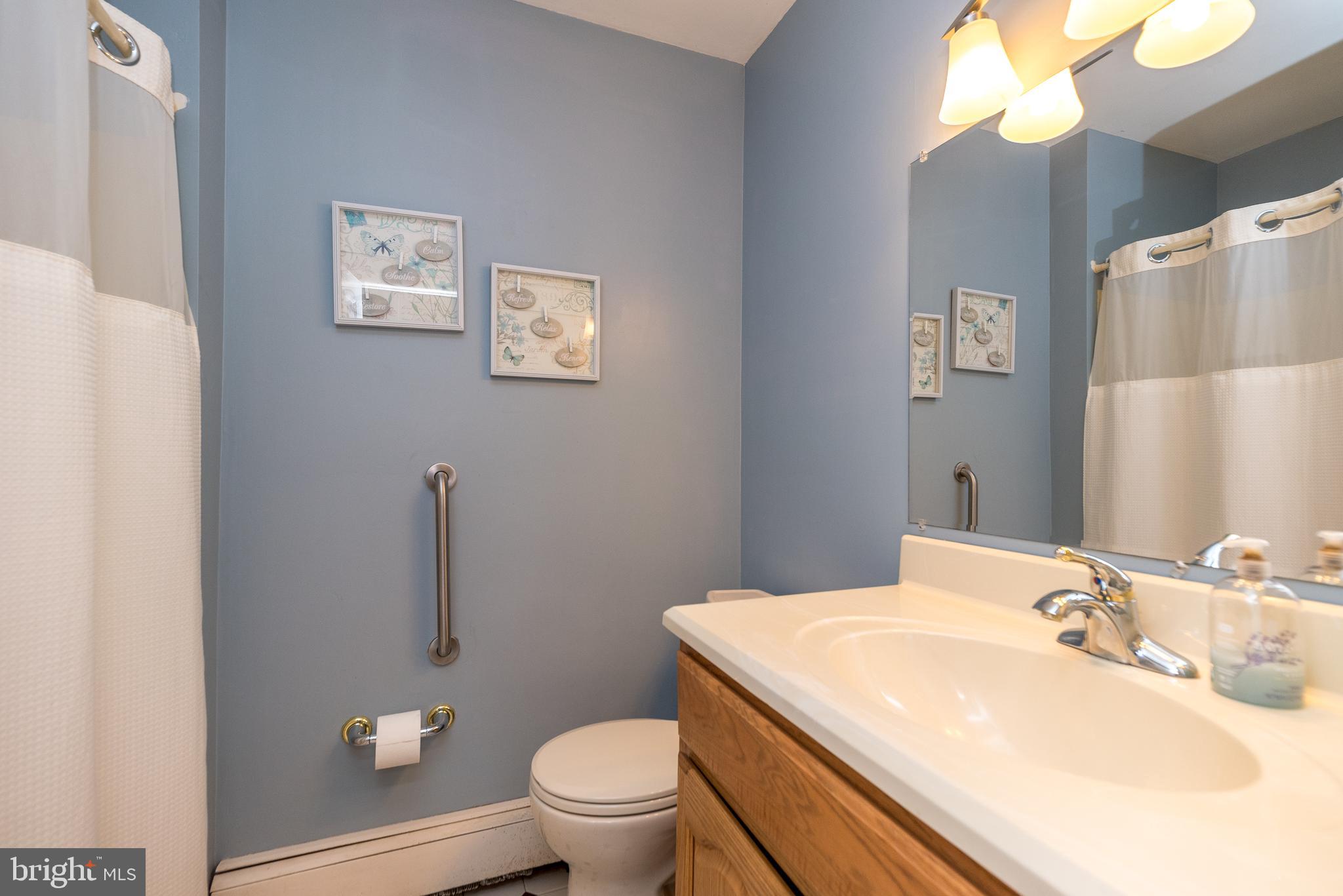 863 Stallion Road Warrington, PA 18976 - Photo 14 of 26 Gallery Image 14