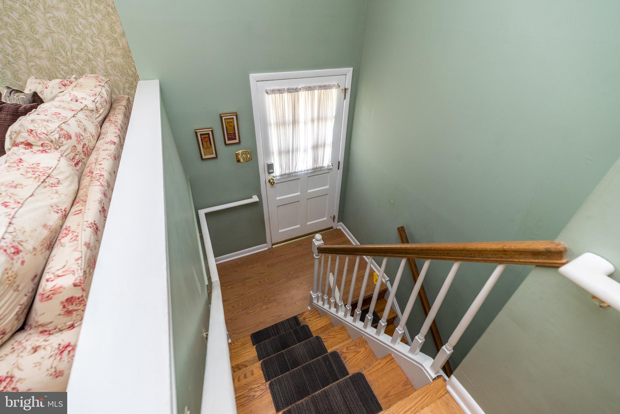863 Stallion Road Warrington, PA 18976 - Photo 4 of 26 Gallery Image 4