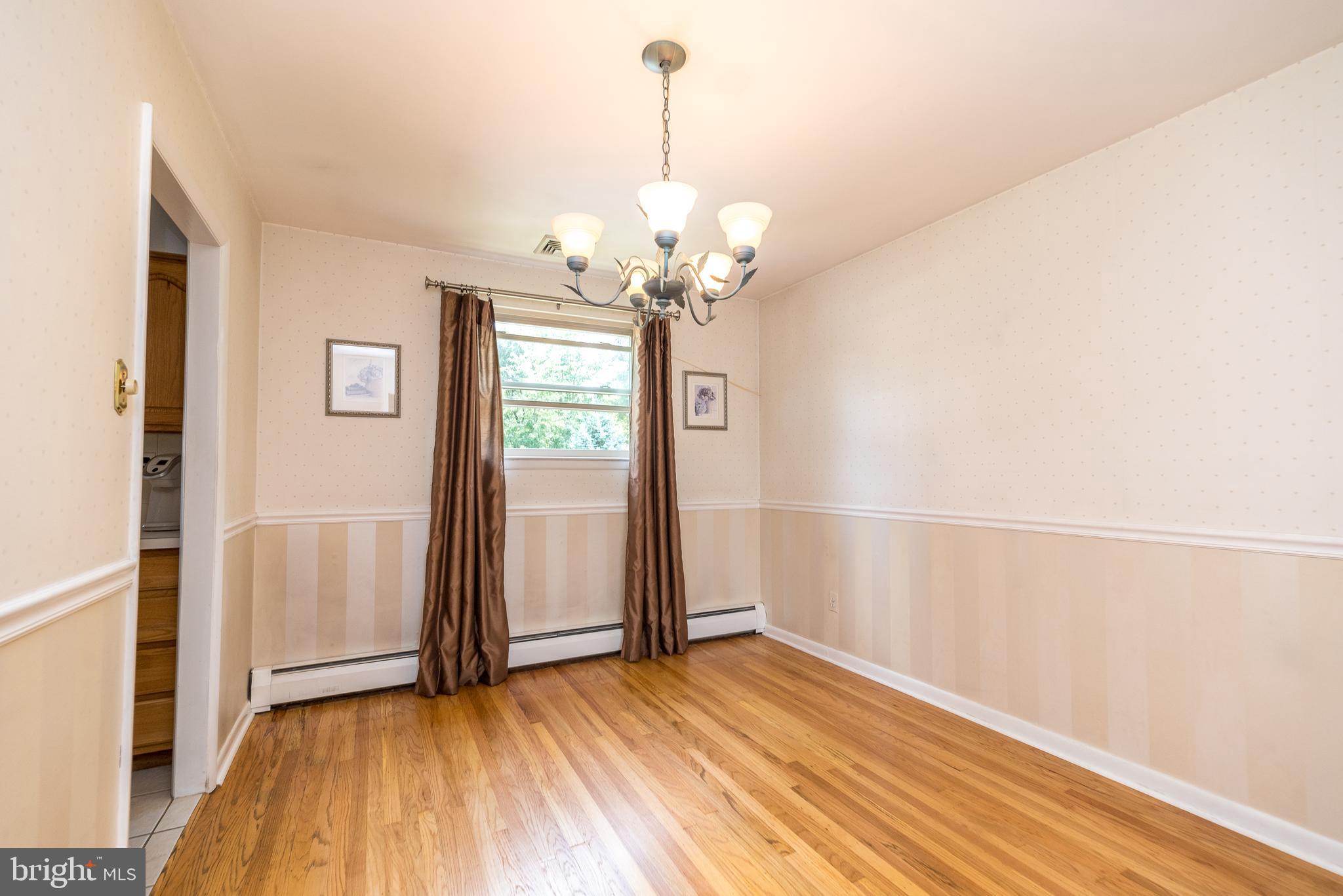 863 Stallion Road Warrington, PA 18976 - Photo 9 of 26 Gallery Image 9