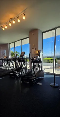 $4,800 | 7901 Hispanola Avenue, Unit 607, North Bay Village, FL 33141