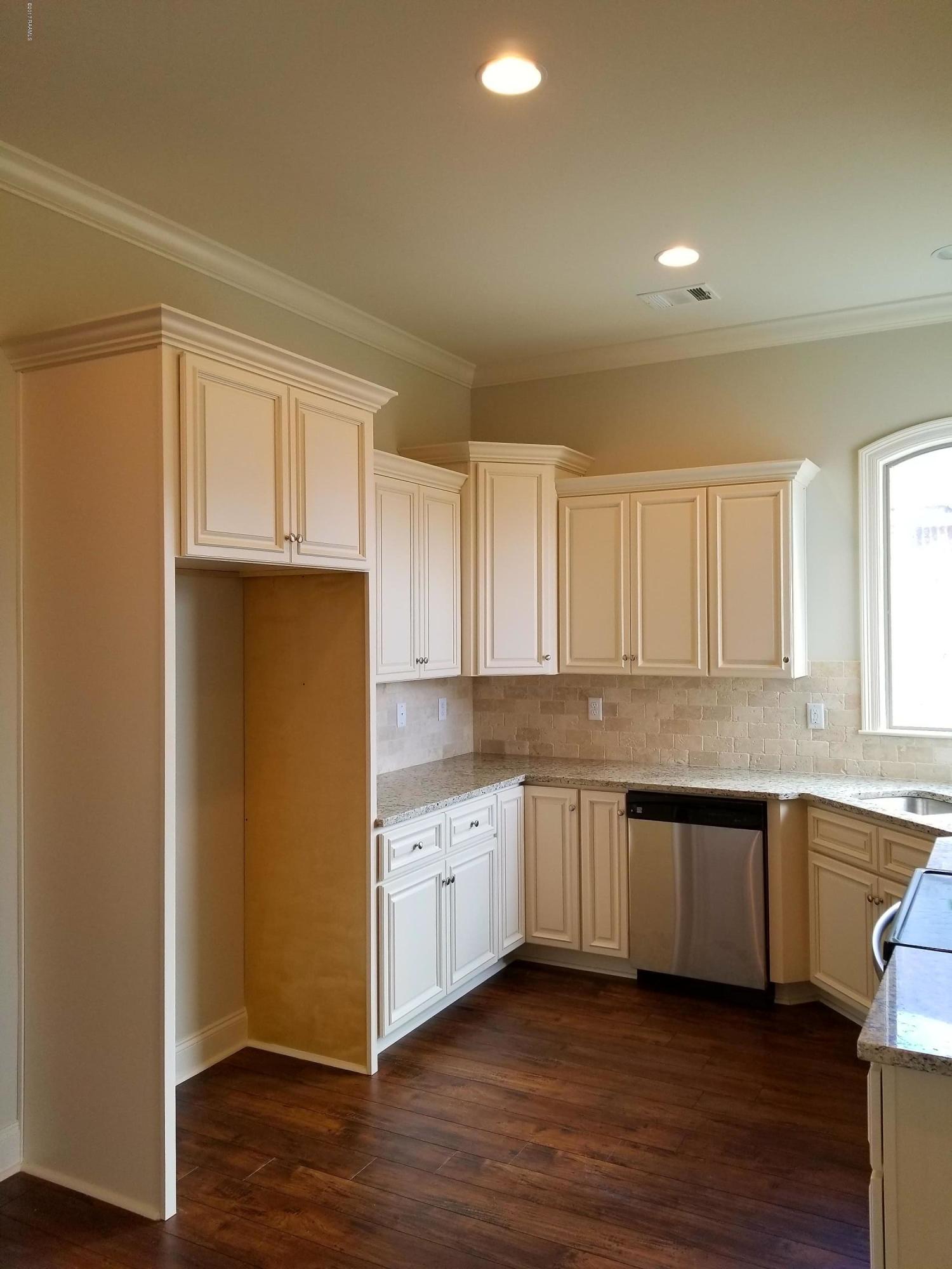 401 Sleepy Brook Road Lafayette, LA 70508 - Photo 4 of 15 Gallery Image 4