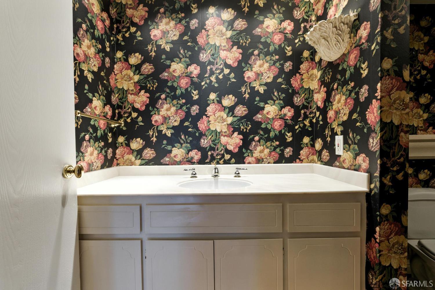 110 Park Road, Unit 604 Burlingame, CA 94010 - Photo 12 of 57