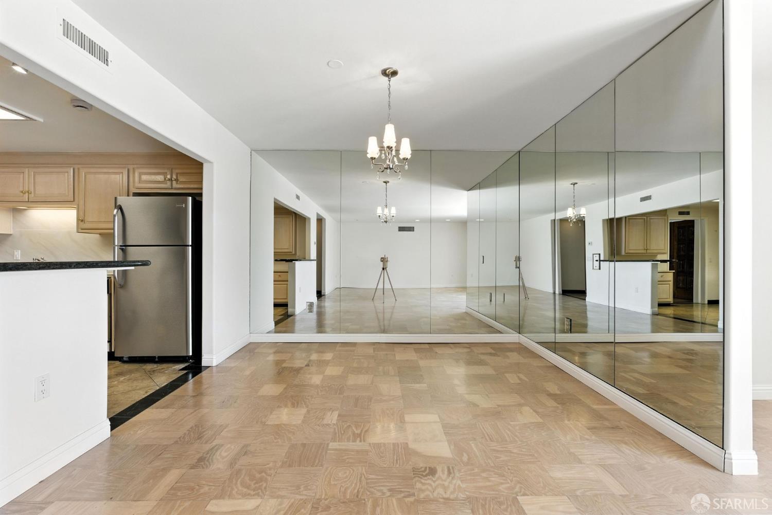 110 Park Road, Unit 604 Burlingame, CA 94010 - Photo 32 of 57