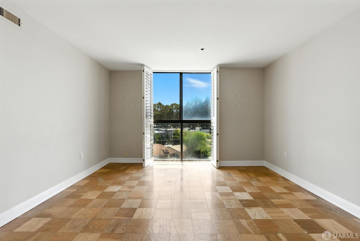 110 Park Road, Unit 604 Burlingame, CA 94010 - Photo 4 of 57