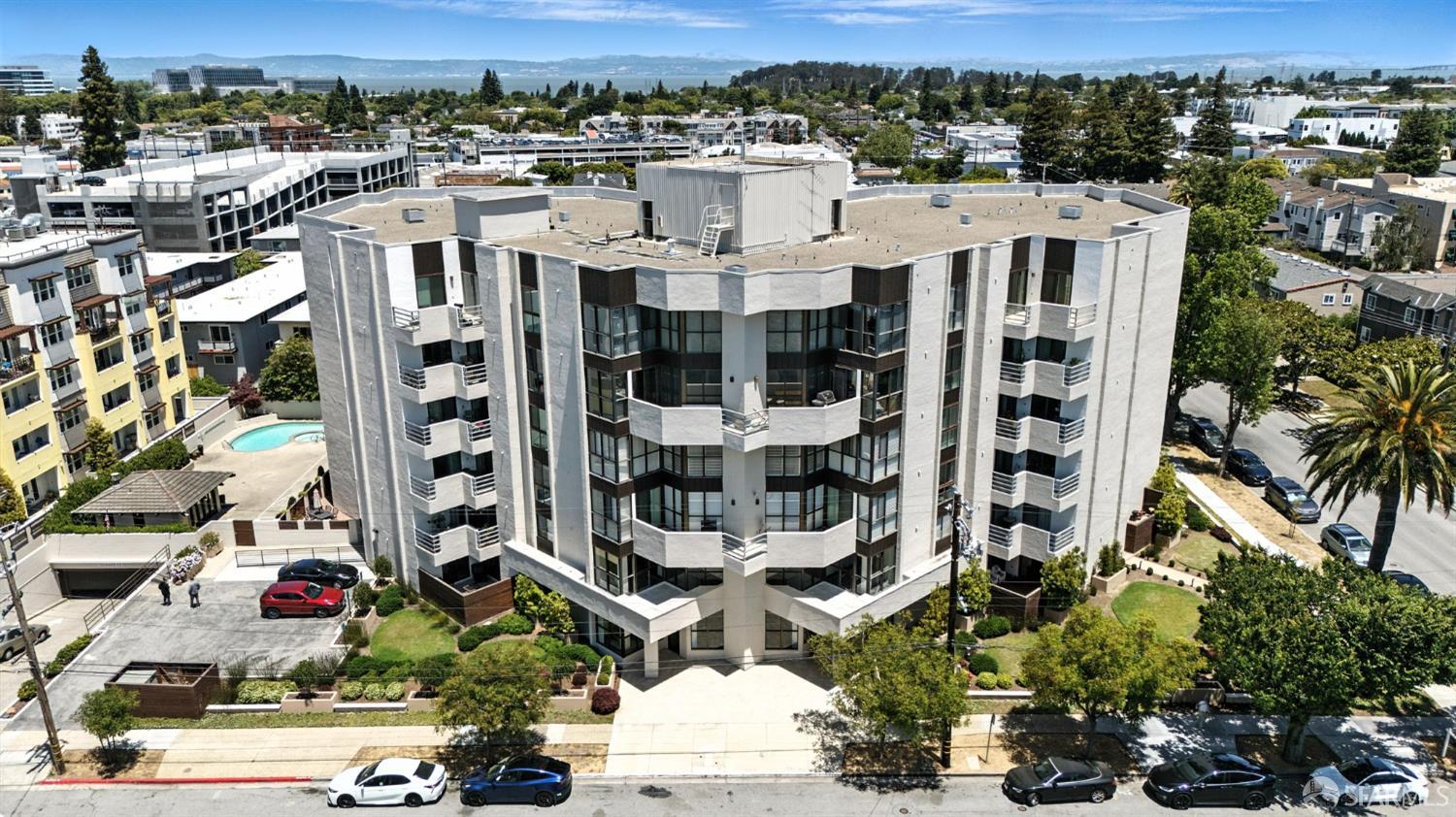 110 Park Road, Unit 604 Burlingame, CA 94010 - Photo 46 of 57