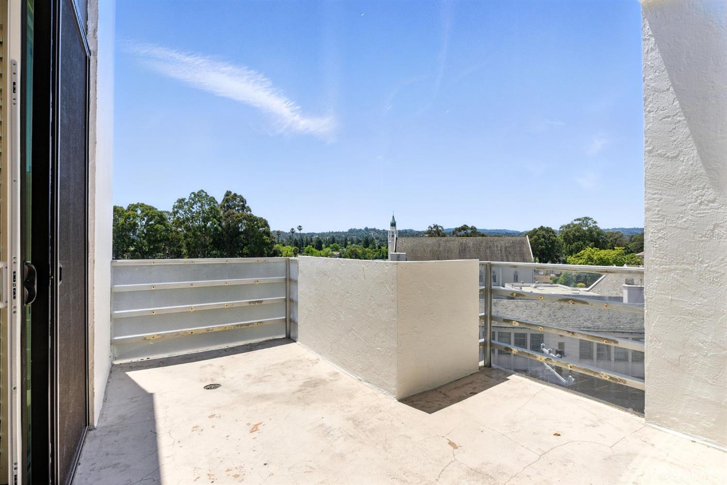 110 Park Road, Unit 604 Burlingame, CA 94010 - Photo 5 of 57