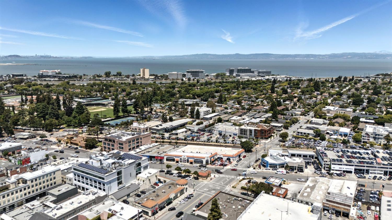 110 Park Road, Unit 604 Burlingame, CA 94010 - Photo 51 of 57