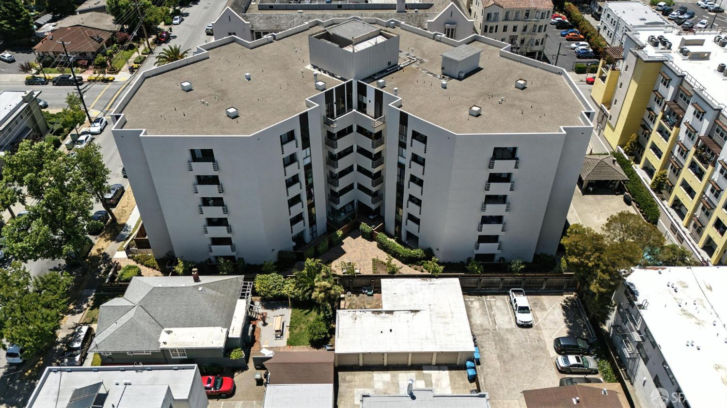 110 Park Road, Unit 604 Burlingame, CA 94010 - Photo 53 of 57