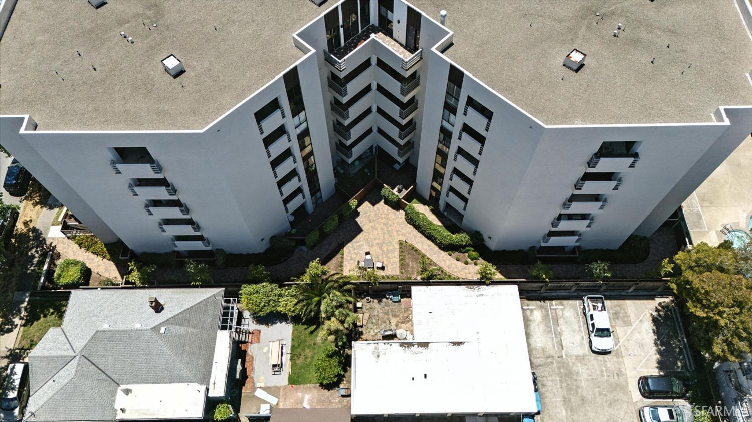 110 Park Road, Unit 604 Burlingame, CA 94010 - Photo 54 of 57