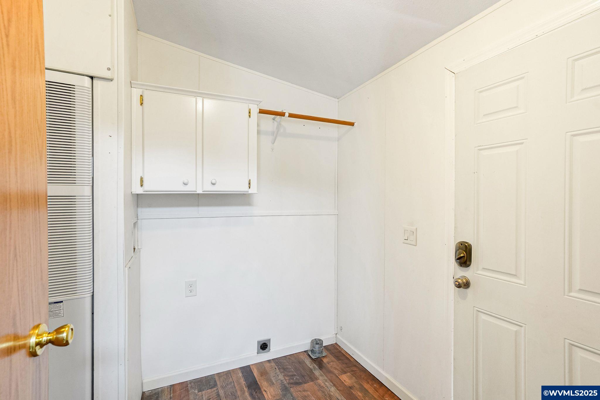 1677 Talbot Road Southeast Jefferson, OR 97352 - Photo 22 of 43 Gallery Image 22