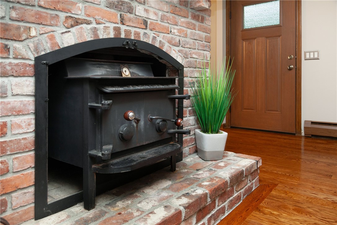 536 Douglas Hook Road Glocester, RI 02814 - Photo 19 of 41