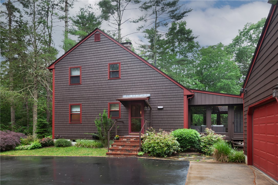 536 Douglas Hook Road Glocester, RI 02814 - Photo 7 of 41 Exteririor side entrance