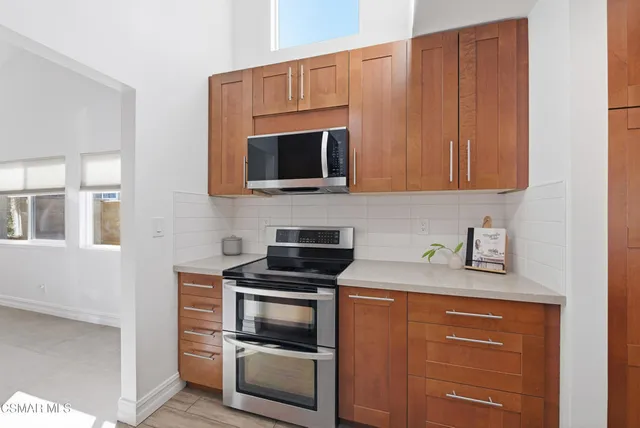 $995,000 | 1669 Dewayne Avenue, Camarillo, CA 93010