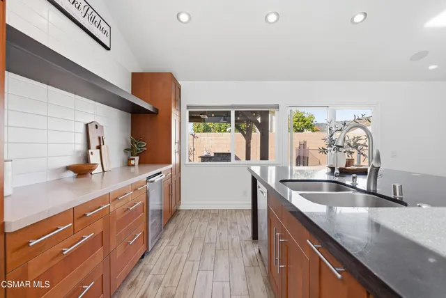 $995,000 | 1669 Dewayne Avenue, Camarillo, CA 93010