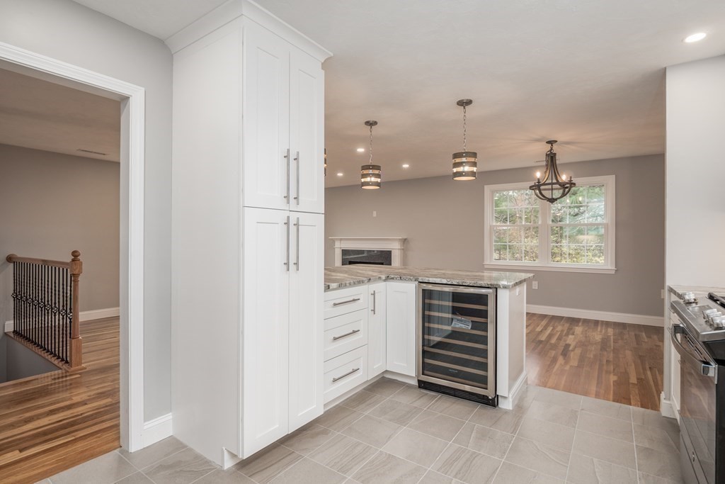 41 Mark Road North Andover, MA 01845 - Photo 4 of 34 Gallery Image 4
