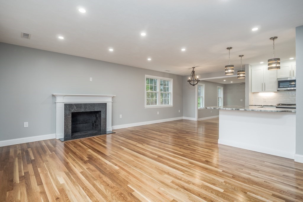 41 Mark Road North Andover, MA 01845 - Photo 6 of 34 Gallery Image 6