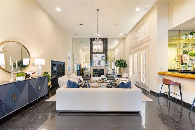 $675,000 | 3118 West Shadow Drive, Arlington, TX 76006