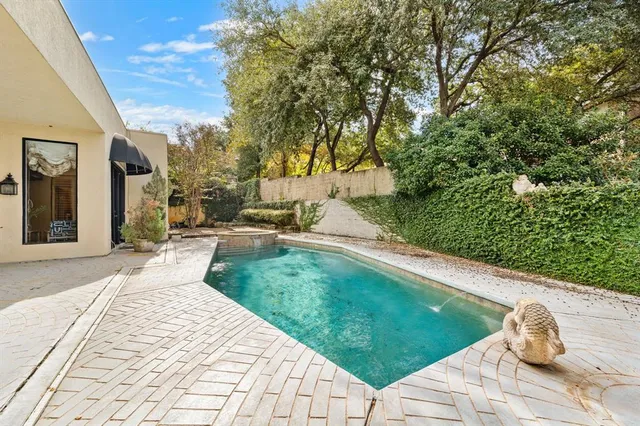 $675,000 | 3118 West Shadow Drive, Arlington, TX 76006