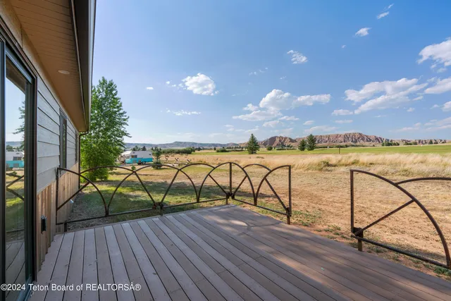 $550,000 | 1424 East Fairview Drive, Dubois, WY 82513